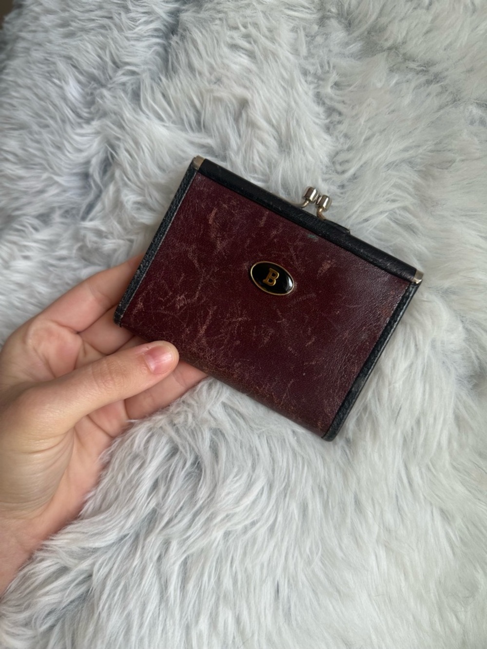 Vintage Bally Kiss Lock Coin Purse Wallet Burgundy Black Leather Made in Italy